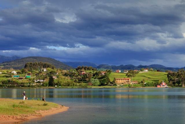 Playa Del Puntal Villaviciosa Asturias Lujo Primera Linea Playa Apartment *